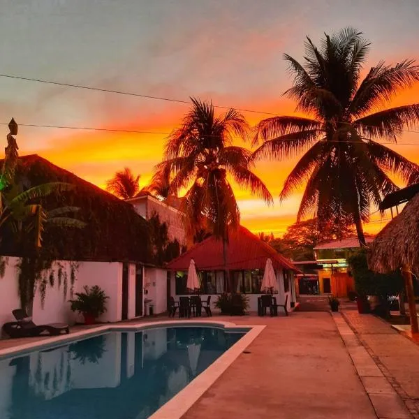 Hotel Tunco Lodge, hotel en La Libertad