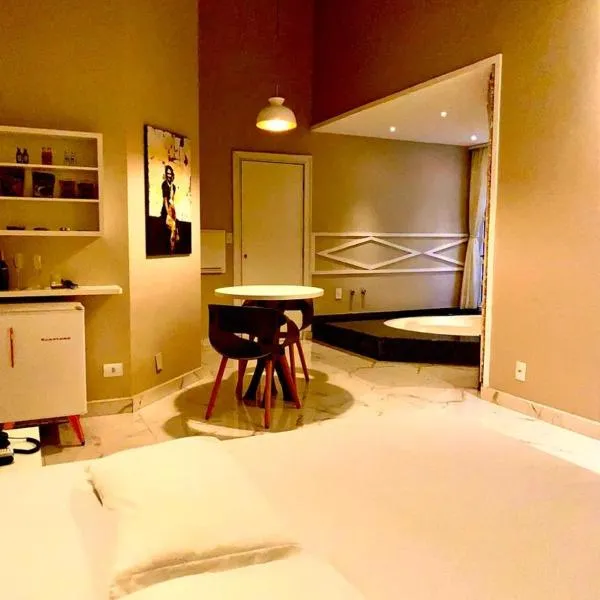 Pousada e Motel Blue Inn, hotel in Cascavel