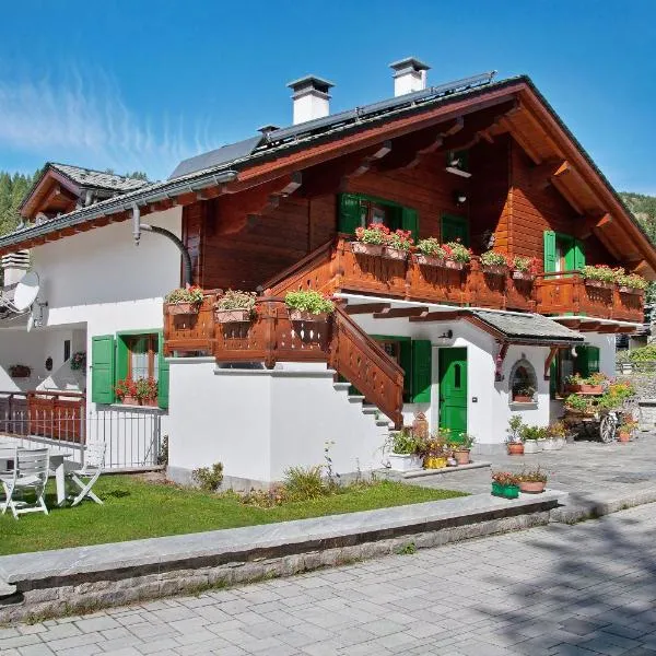 Ginepro Casa Vacanze, hotel v destinaci Madesimo