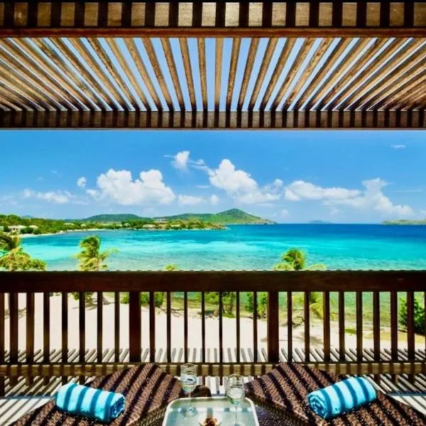 Sapphire Beachfront Renovated Villa 1200 SF! - Free Wi-Fi, hotel in St Thomas