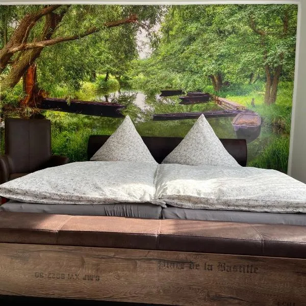 Bei der Kahnfährfrau Mit NEUEM Innenhof Garten, hotel in Lübben