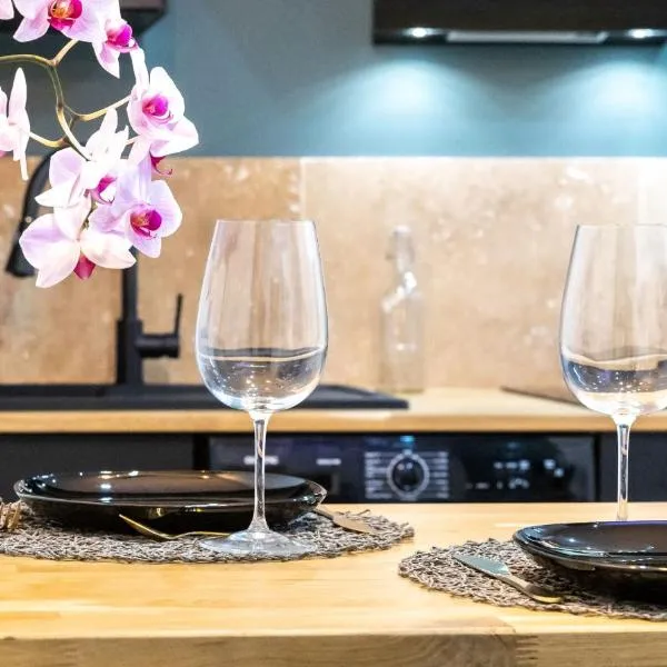 Le Cinq : Appartement Chic&Cosy, jardin privatif, מלון בוסול