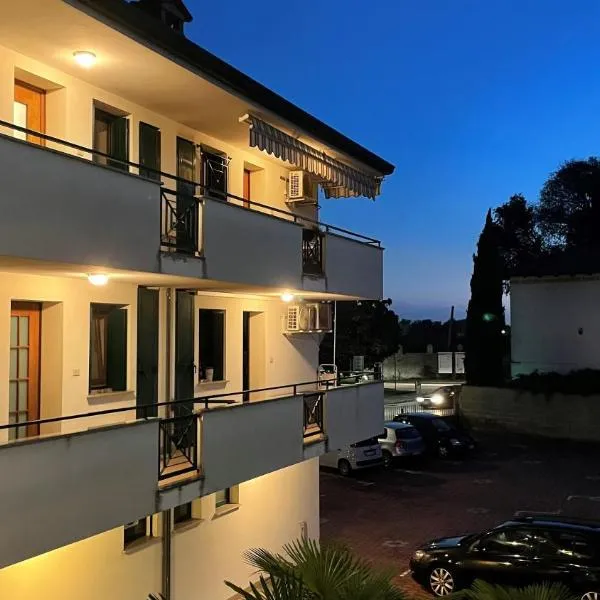 Rose e Frutta - Yellow Daisy, Hotel in Ronchi dei Legionari