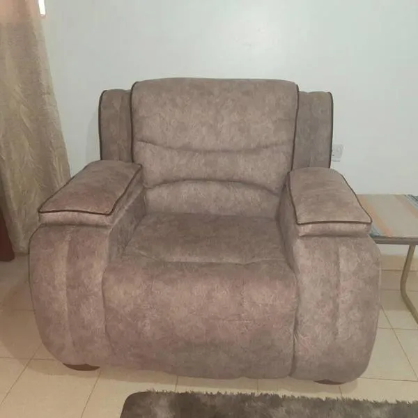 Lovely studio unit in Nyeri, hotel v destinaci Nyeri