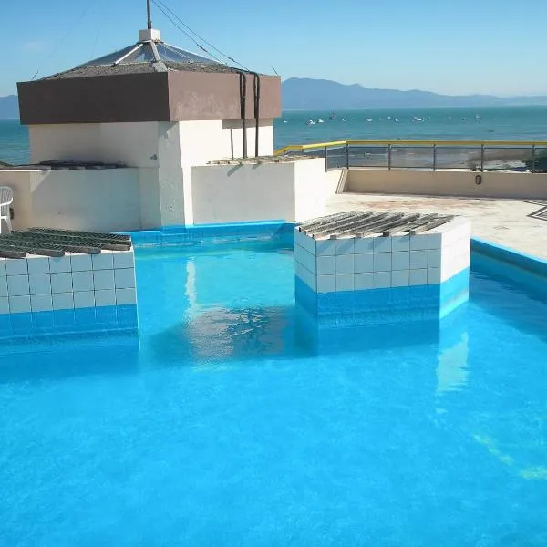 Residencial Ponta das Canas, ξενοδοχείο στη Φλοριανόπολη