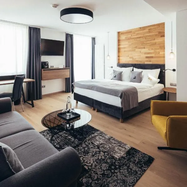 Genusshotel Goldene Rose, hotel u gradu Silandro