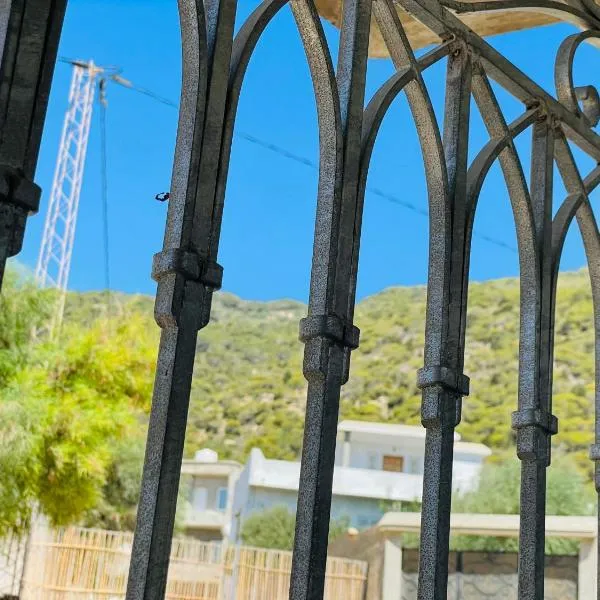 Seaside Guest House, hotel in Ghār al Milḩ