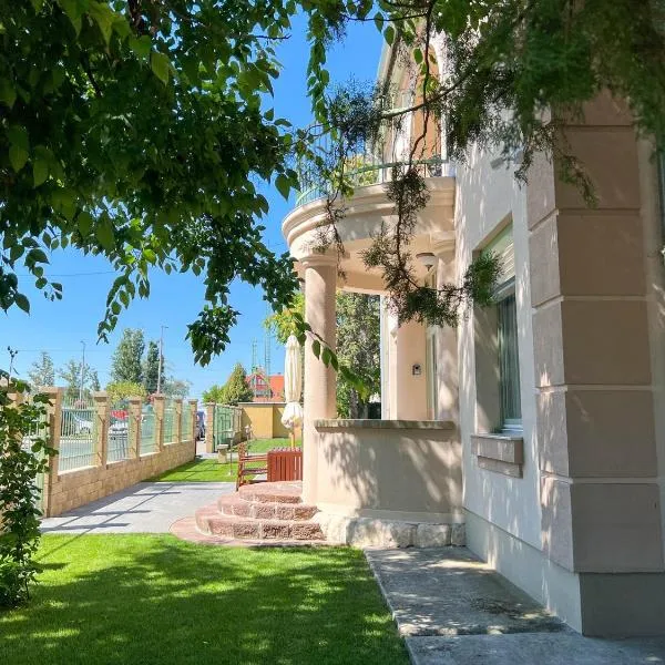 Lujza Apartman, hotel en Fonyód