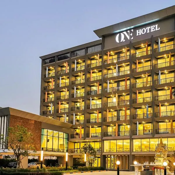 ONE Hotel, hotel v destinaci Pathum Thani