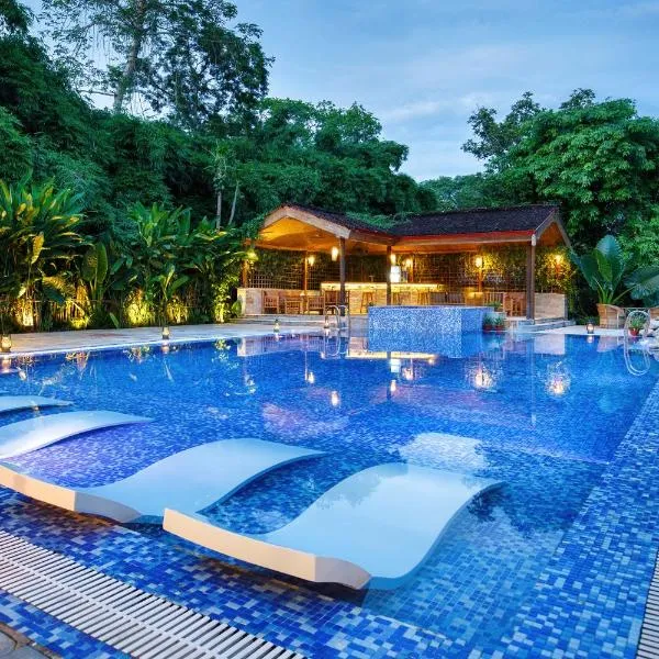 Green Mansions Jungle Resort, hotel en Sauraha