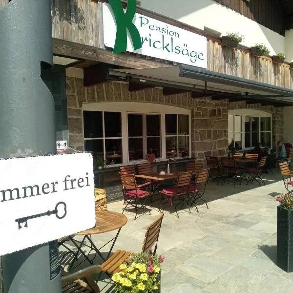 Pension Kricklsäge, hotel v destinaci Philippsreut