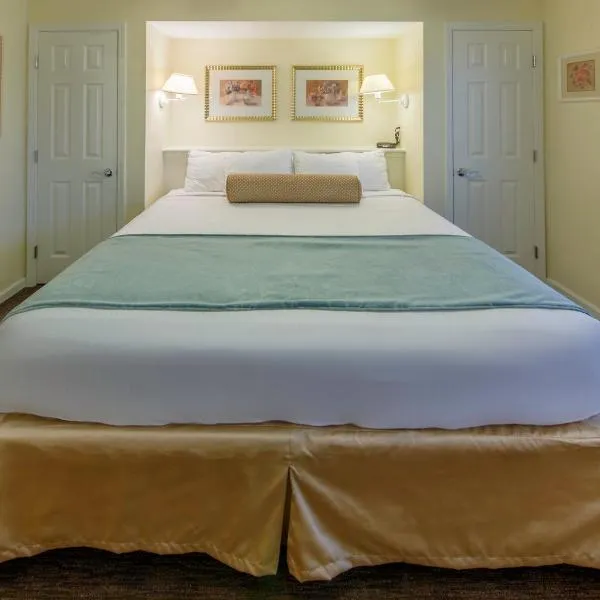 Holiday Inn Club Vacations Oak n Spruce Resort in the Berkshires, khách sạn ở South Lee