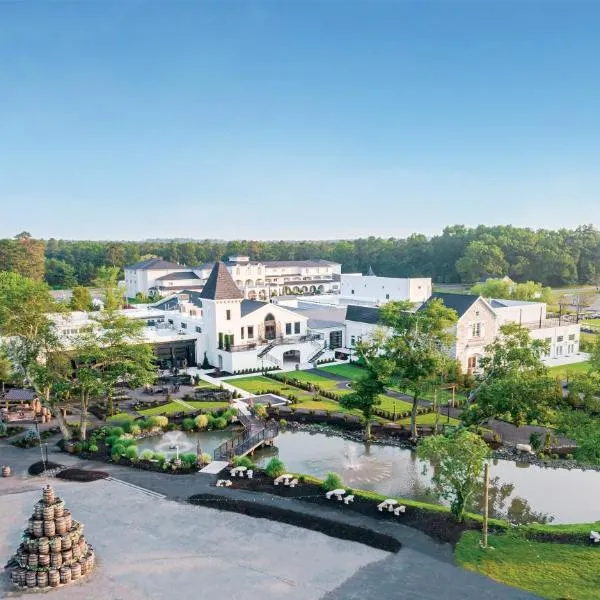 Chateau Renault, ξενοδοχείο σε Egg Harbor City