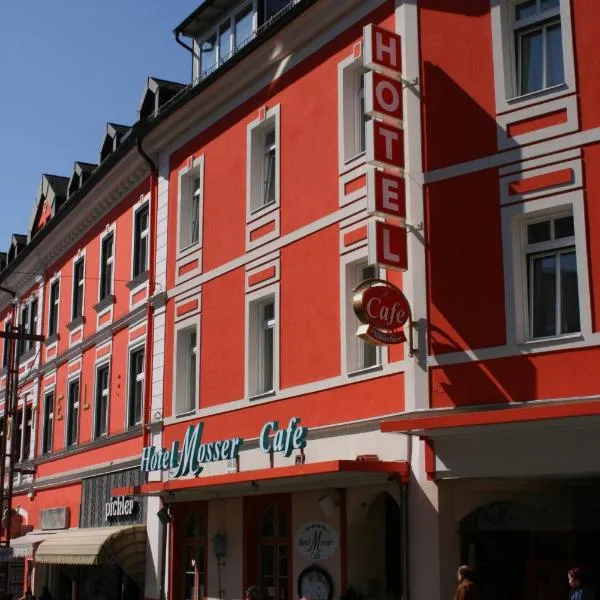 Altstadt Hotel Mosser Villach mit Parkplatz, hotel in Villach