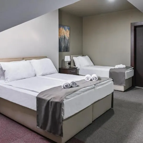 Garni Hotel Aline, ξενοδοχείο σε Σάμπατς