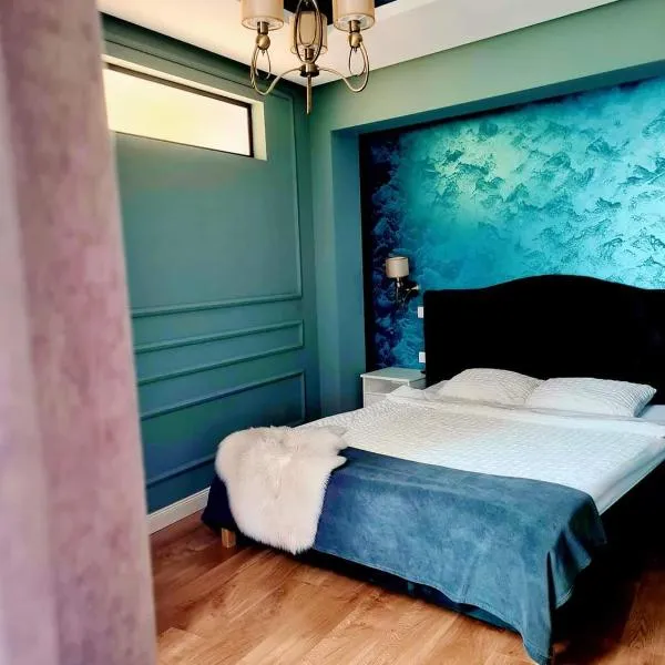 Laci lak modern apartment, hotel in Oradea