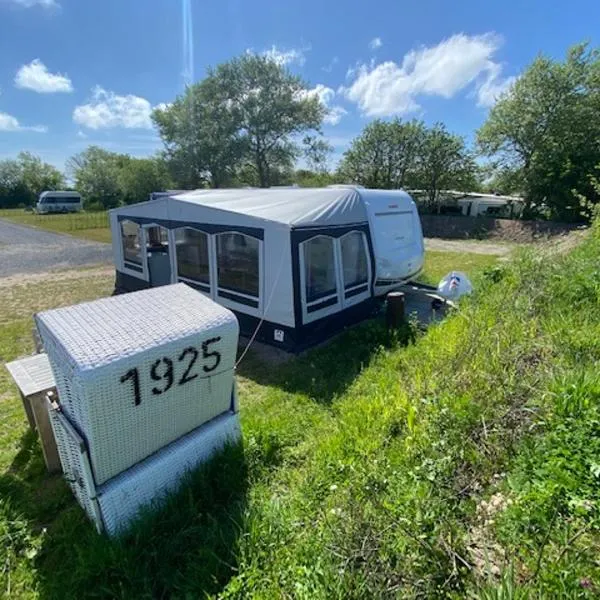 Wohnwagenvermietung CAMPING-SYLT / Morsum, hotel in Westerwall