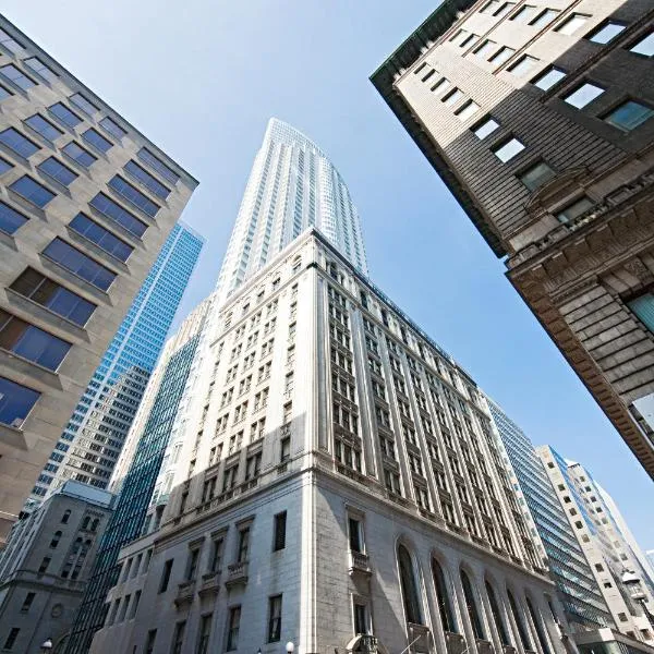 One King West Hotel and Residence, hotel v destinaci Toronto