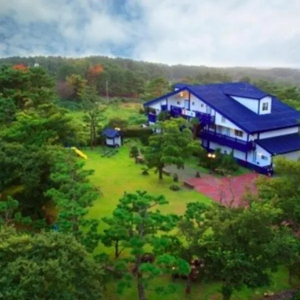 Ggotmuche Pension, hotel in Jeju