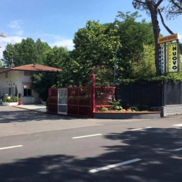 Camping Nuovo, hotel in Massa