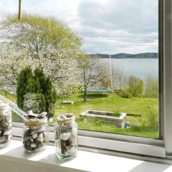 7 person holiday home in LYSEKIL