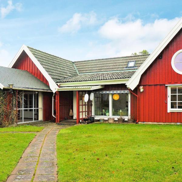 Holiday home LAHOLM IV