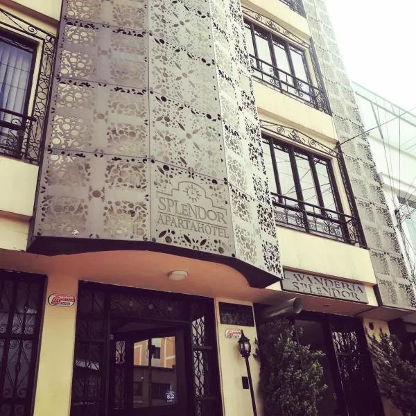 APARTAESTUDIO AMOBLADO DE UN SOLO AMBIENTE- QUINTA PAREDES CORFERIAS, Hotel in Bogotá