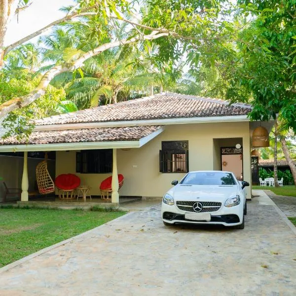 Almayans Bungalow, hotel in Unawatuna