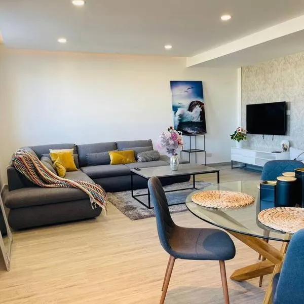 Ana Seafront Haven Apartment, hotel in Il-Gżira