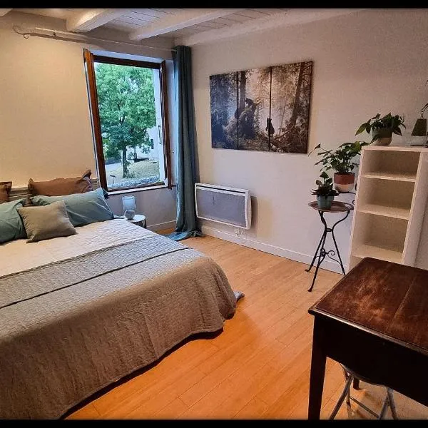 Les Jardins de Kuz - Ours, hotel en Bernin