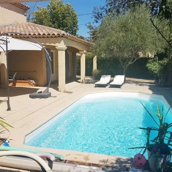 SUBLIME Villa de vacances au calme !!, hotel in Marseille