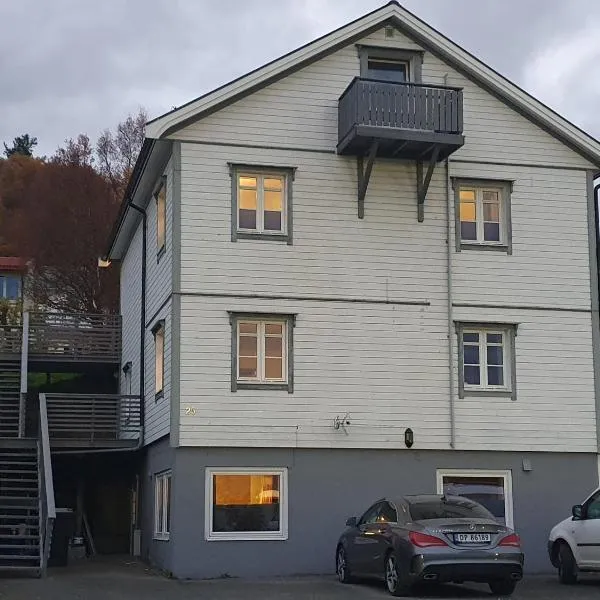 Åsveien Apartments., hôtel à Harstad