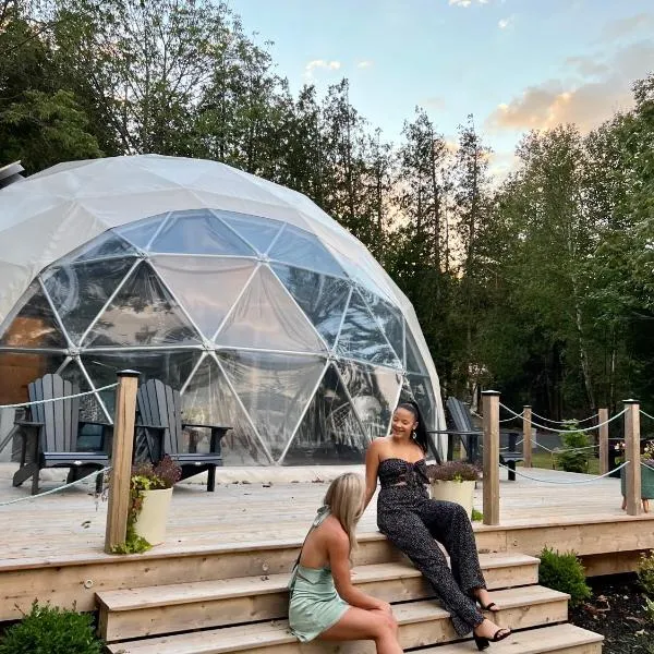 Geodome water view stay on Grand Manan Island, hotel v destinaci Castalia