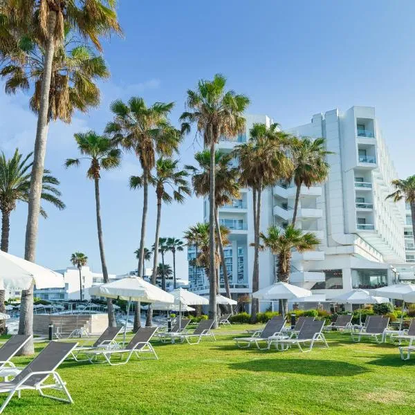 Leonardo Plaza Cypria Maris Beach Hotel & Spa, готель у Пафосі