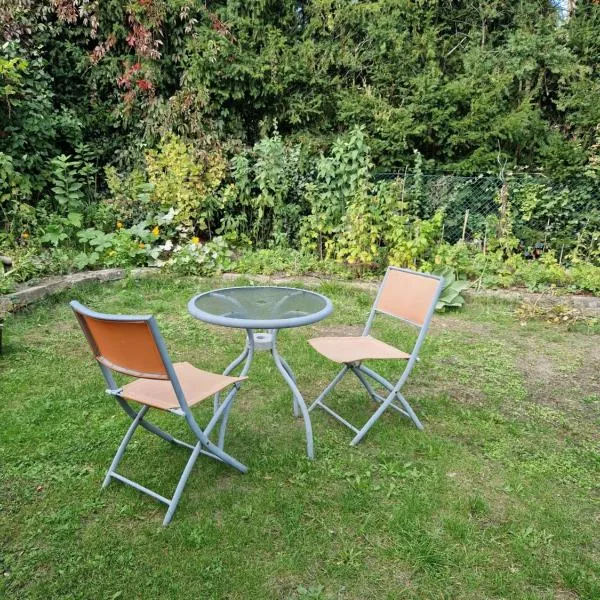 Ferienwohnung im Grünen, hotel v Berlíně