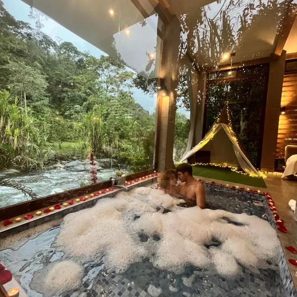 Saguamby Mindo Lodge, hotel v destinaci Mindo