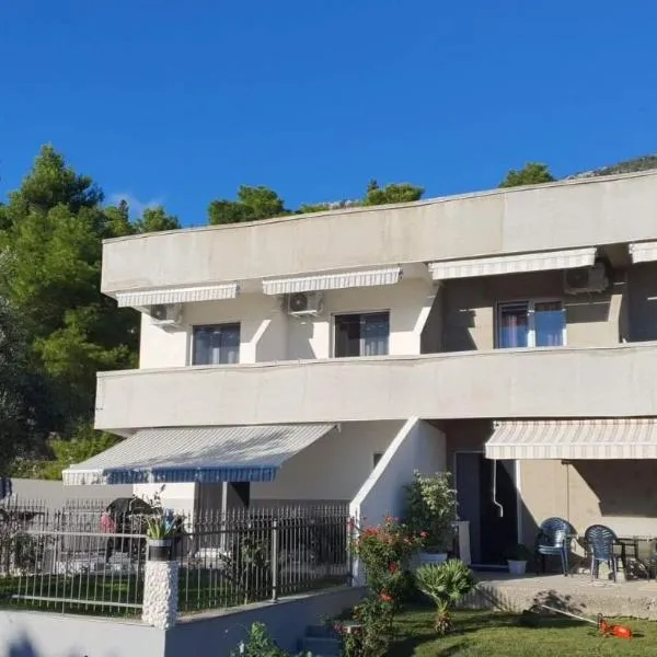 HM Apartmani, hotel in Bar