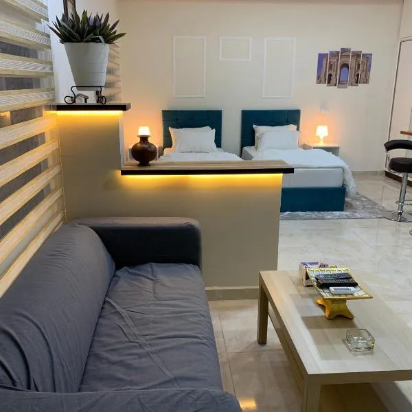 Tayoon Host, hotel v destinaci Džaraš