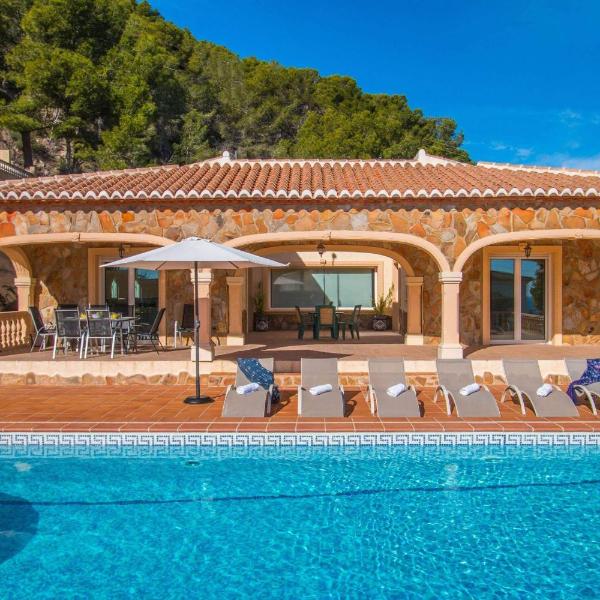 Villa Noa - PlusHolidays