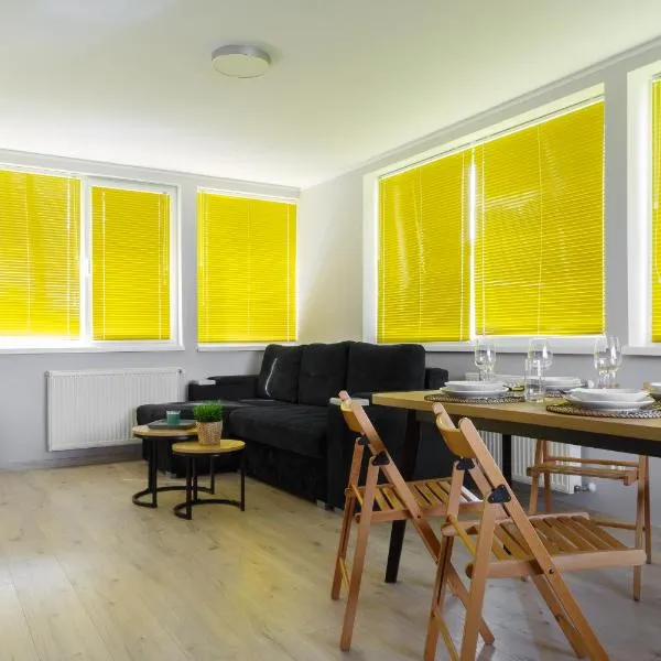 Camping Oaza Błonie Kórnik Domki Standard Plus - 3 pokoje, hotel v destinaci Kórnik