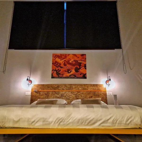 GARAGE47 Storica Officina Meccanica LOFT B&B iN PIENZA, ξενοδοχείο σε Pienza