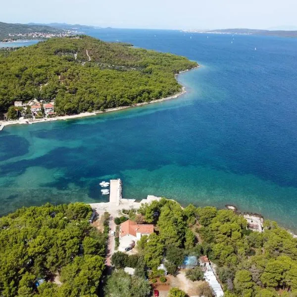 Rooms by the sea Pasman - 4309, hotel v destinaci Pašman