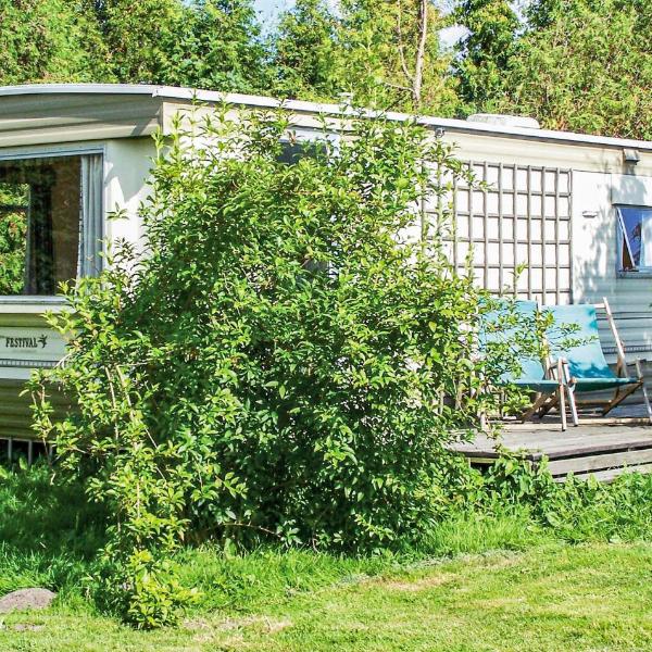 Awesome home in Darlowo with WiFi and 2 Bedrooms