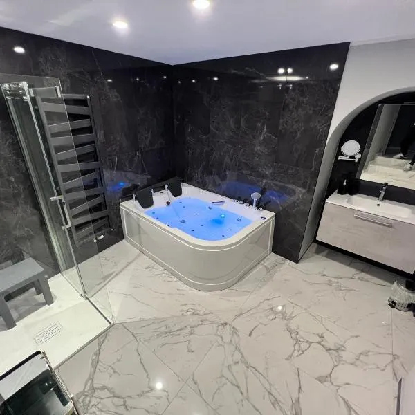 Le Porte luxury apartment, ξενοδοχείο στην Αόστα