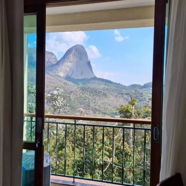 Vista para Pedra Azul e TV de 85'', ξενοδοχείο σε Pedra Azul