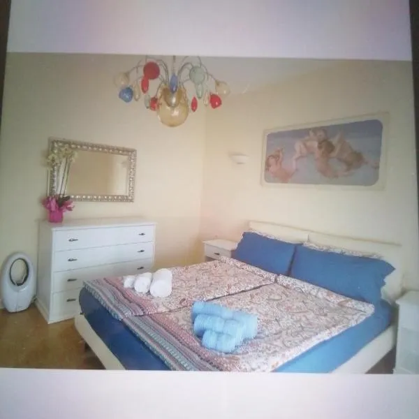 Casa Silvio, hotell sihtkohas Torri del Benaco