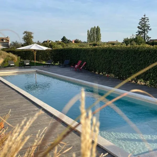 Manoir de Surville, hotel v destinaci Surville