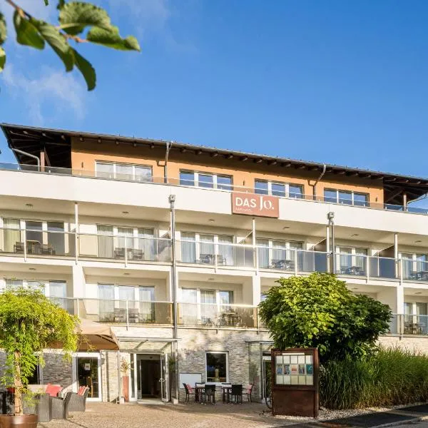 Seehotel Das JO, hotel v destinaci Pörtschach am Wörthersee