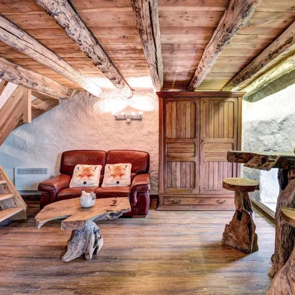 LA FERME de BELLINE Chalets ou Gîtes & SPA, hôtel à Briançon