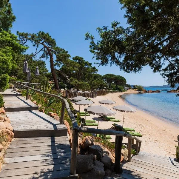 Grand Hôtel De Cala Rossa & Spa Nucca: Porto-Vecchio şehrinde bir otel